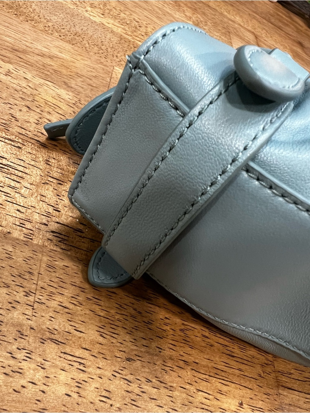 Marc Jacobs sky blue Leather Ruched Top-Handle Satchel with Matching Wallet - Picture 4 of 15